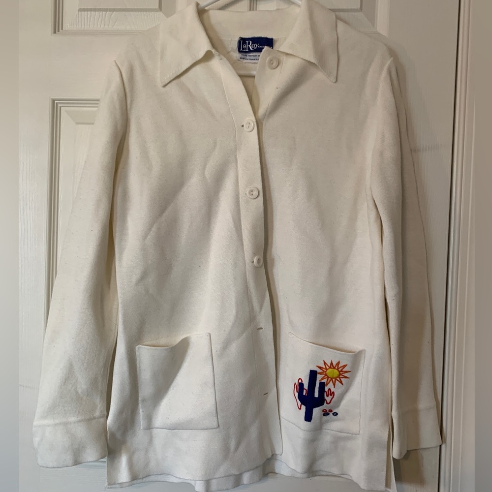 LeRoy Collar Neck White Sweater with Cactus Detail Vintage